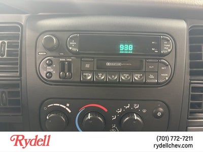 2004 Dodge Dakota Base