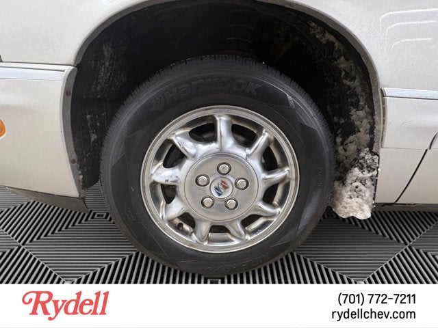 2004 Buick Park Avenue base