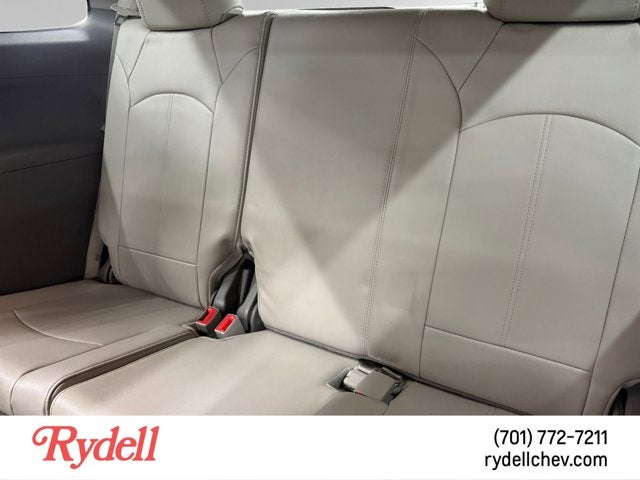 2013 GMC Acadia SLT