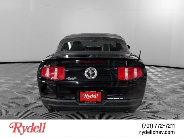 2012 Ford Mustang V6