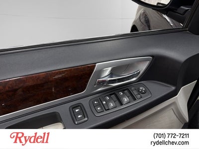 2010 Chrysler Town & Country Touring Plus