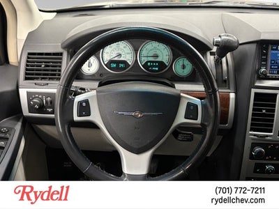 2010 Chrysler Town & Country Touring Plus