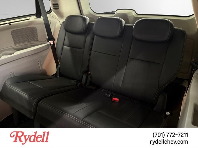 2010 Chrysler Town & Country Touring Plus