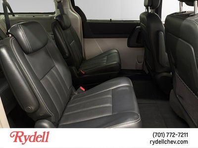 2010 Chrysler Town & Country Touring Plus
