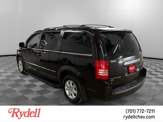 2010 Chrysler Town & Country Touring Plus