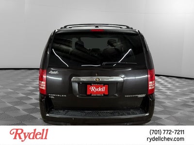 2010 Chrysler Town & Country Touring Plus