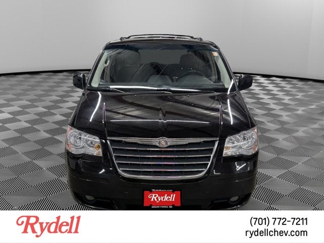 2010 Chrysler Town & Country Touring Plus