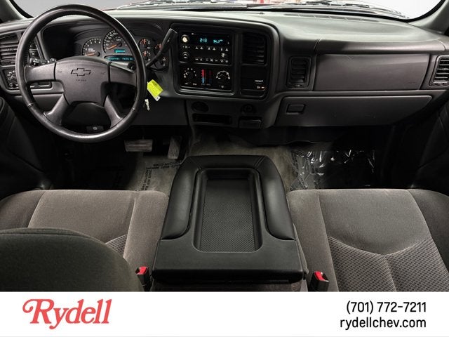 2004 Chevrolet Silverado 1500 LS