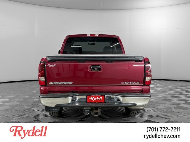 2004 Chevrolet Silverado 1500 LS