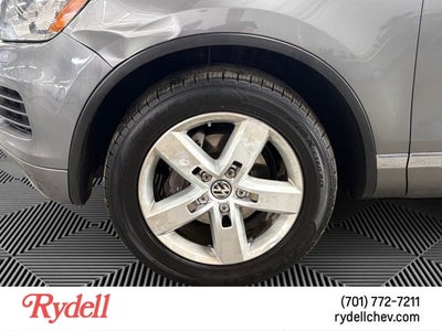 2014 Volkswagen Touareg Sport